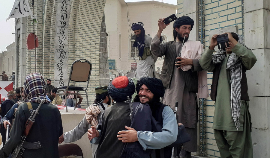 Τι σημαίνει η επιστροφή των Ταλιμπάν για την Αλ Κάιντα και τη διεθνή τρομοκρατία;