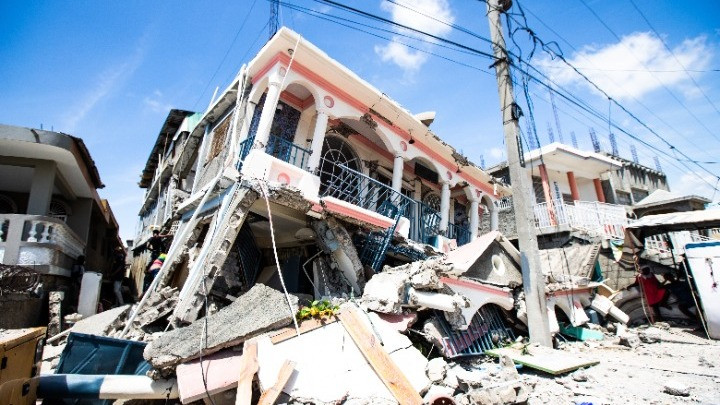 Λέκκας για σεισμό στην Αϊτή: Φόβοι για πάνω από 10.000 νεκρούς – Περιμένουμε μεγάλο μετασεισμό