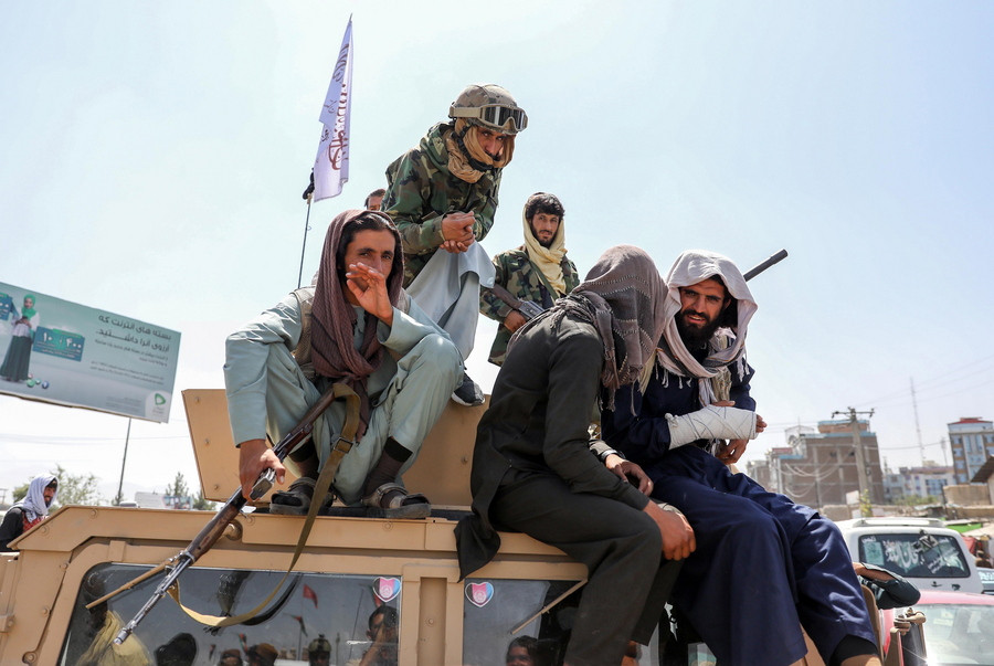Οι Ταλιμπάν πυροβόλησαν εναντίον διαδηλωτών – Τουλάχιστον 3 νεκροί