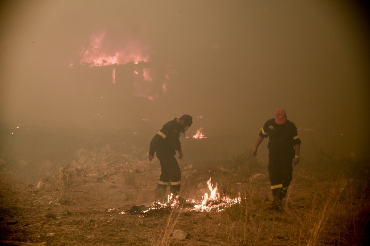 Φωτιά στα Βίλια: Η καταστροφή όπως την κατέγραψε δορυφόρος