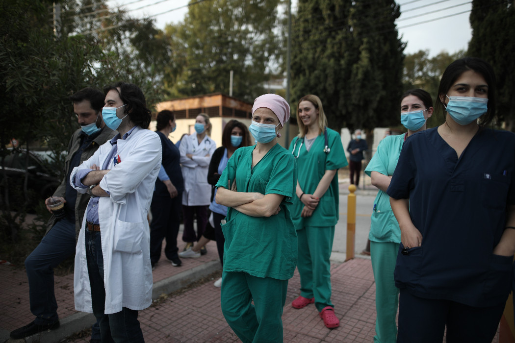 Πρόεδρος γιατρών Θεσσαλονίκης στο Tvxs.gr: Πρόσχημα οι υποχρεωτικοί εμβολιασμοί για το ξήλωμα του ΕΣΥ
