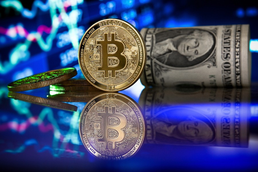Ρίσκα και ευκαιρίες με το Bitcoin ως «επίσημο νόμισμα»