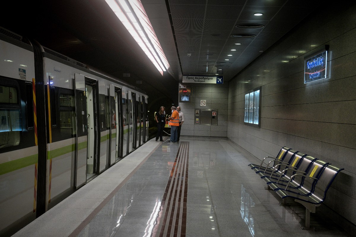 Κλείνει στις 15:30 ο σταθμός του Μετρό «Κορυδαλλός»