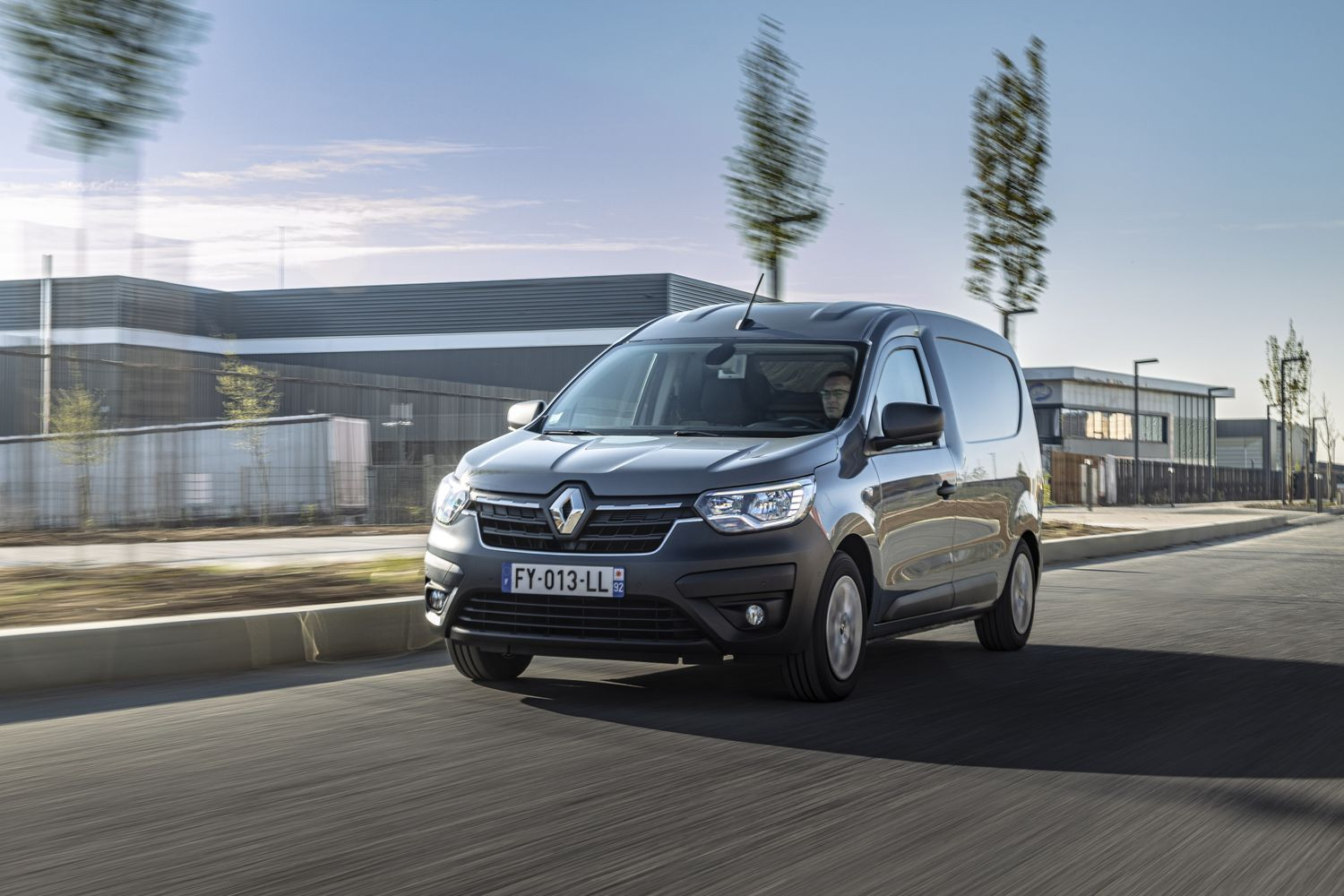 Νέο Renault Express Van: όμορφο, πρακτικό και – κυρίως – αποδοτικό