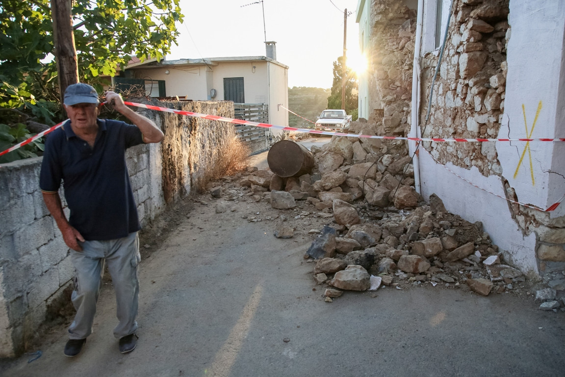 Κρήτη: Ακατάλληλα 8 στα 10 κτίρια στο Αρκαλοχώρι – «Πρέπει όλα να κατεδαφιστούν»