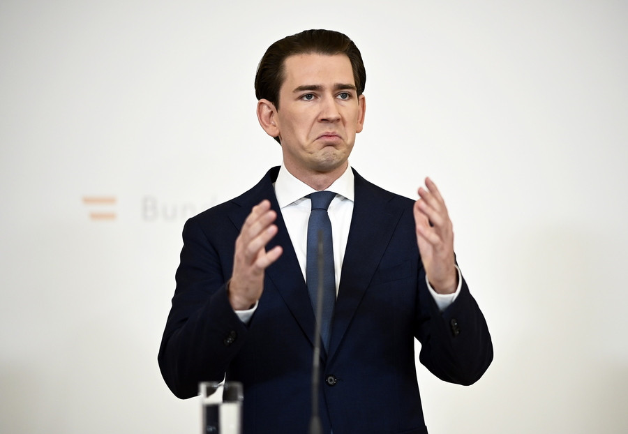 Παραιτήθηκε ο καγκελάριος της Αυστρίας, Σεμπάστιαν Κούρτς