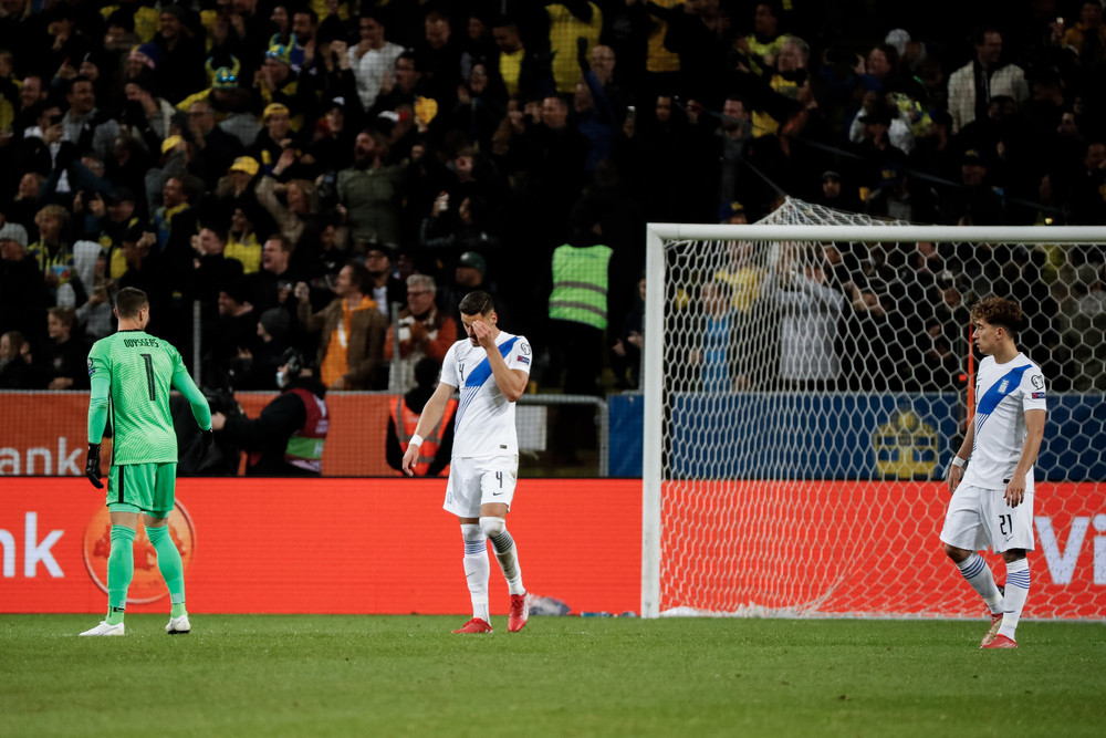 Άστοχη στο πρώτο, με τραγικά λάθη στο δεύτερο και τελικά Σουηδία-Ελλάδα 2-0 [Βίντεο]