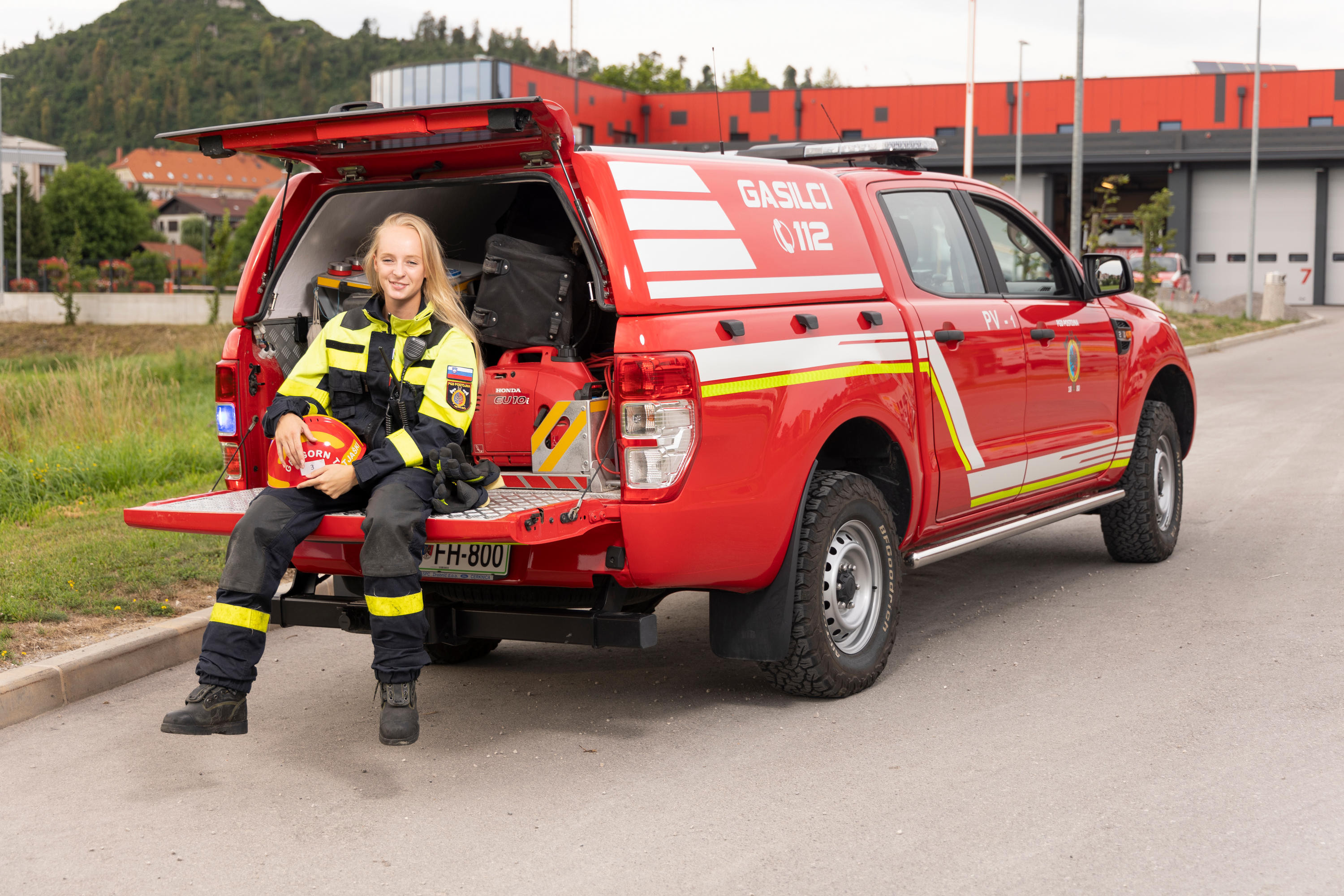 Lifesavers: η ιστορία μιας εθελόντριας στην πυροσβεστική της Σλοβενίας