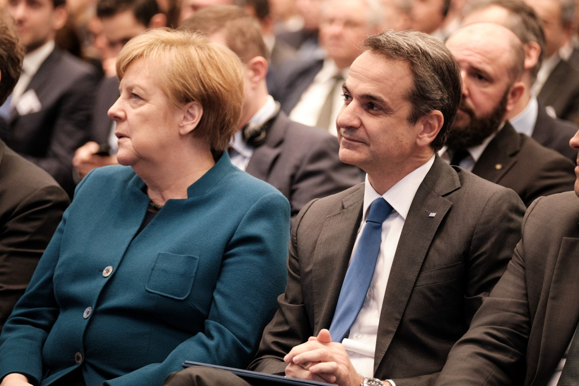 Εθνικό Συμβούλιο για τις αποζημειώσεις: «Άραγε η Μέρκελ θα μιλήσει για τις γερμανικές οφειλές κατά την επίσκεψή της στην Ελλάδα;»