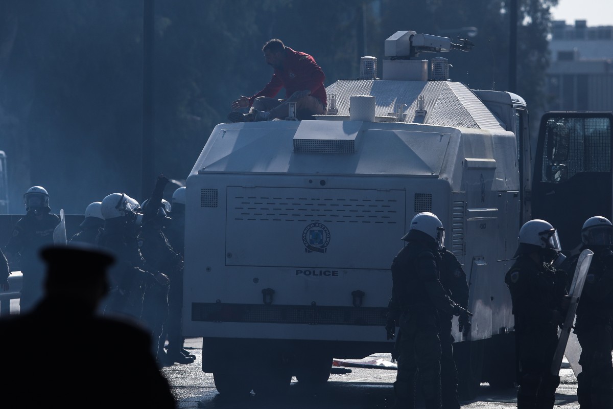 Ανακοίνωση της ΕΛΑΣ για τους λόγους που διάλυσε τη συγκέντρωση των πυροσβεστών