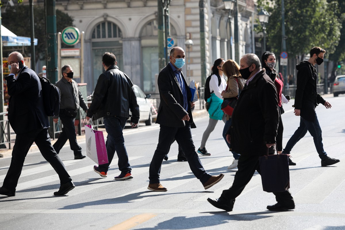 Breathing bad, Symptoms και Moderna family: Οι χρήστες του twitter προτείνουν «σειρές κορονοϊού»