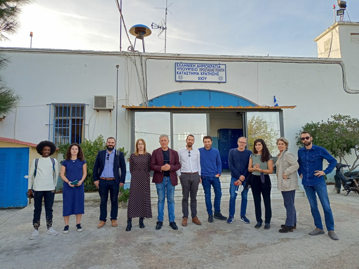 «Μία Δίκαιη Δίκη για τον Μοχάμαντ»: Η επίσκεψη των ευρωβουλευτών Στέλιου Κούλογλου και Κλερ Ντέιλι στην Χίο