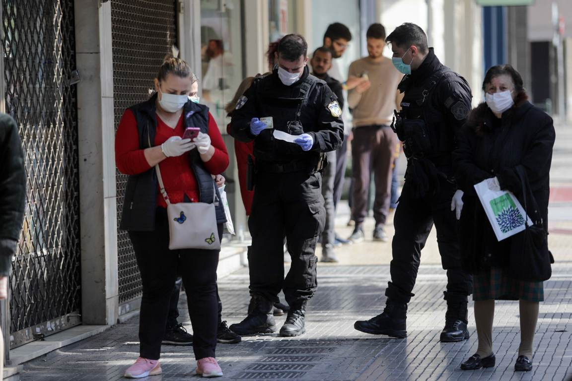 Reuters: Πρώτη η Ελλάδα στην Ευρώπη στην αύξηση κρουσμάτων την Κυριακή