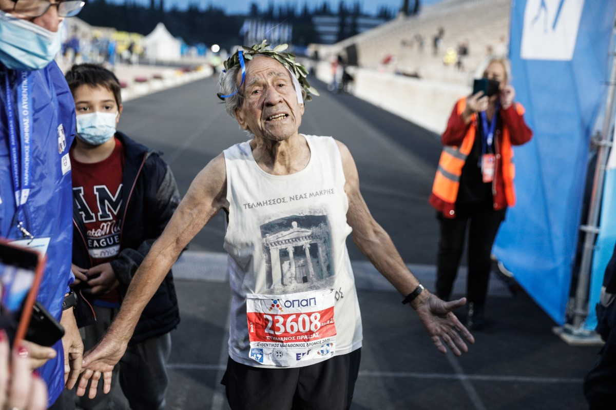 Μαραθώνιος:  Ο Στέλιος Πρασσάς έγινε ο γηραιότερος αθλητής που τερμάτισε