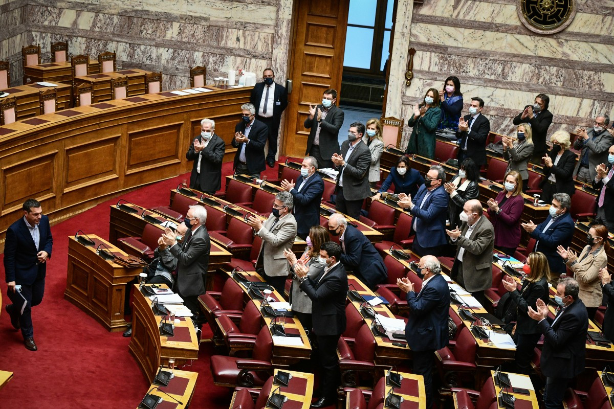 ΣΥΡΙΖΑ: Επίκαιρη ερώτηση της Κοινοβουλευτικής Ομάδας προς τον Θάνο Πλεύρη για τους θανάτους εκτός ΜΕΘ