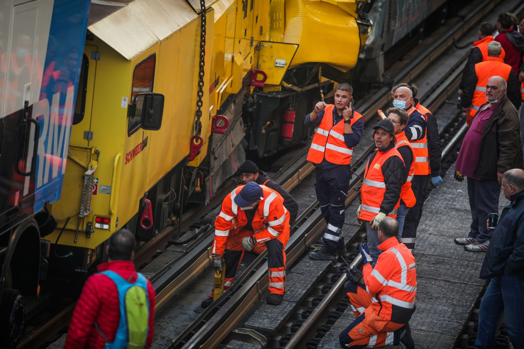 Θλίψη και οργή για το δυστύχημα στον Ηλεκτρικό: Τι λένε οι εργαζόμενοι – Απεργία την Πέμπτη σε Μετρό, Ηλεκτρικό και Τραμ