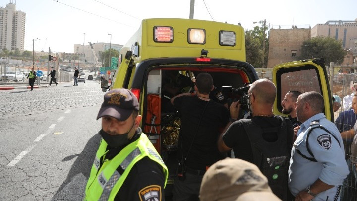 Ισραήλ: Ένας νεκρός και 3 τραυματίες από επίθεση Παλαιστινίου που ανήκε στη Χαμάς – Νεκρός ο δράστης από αστυνομικά πυρά