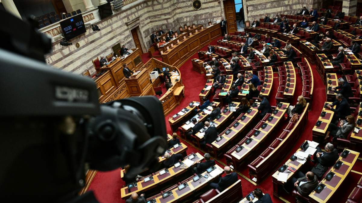 Εξεταστική Επιτροπή για λίστες Πέτσα: ΣΥΡΙΖΑ κατά ΝΔ για «προσπάθεια χειραγώγησης του έργου της Επιτροπής»