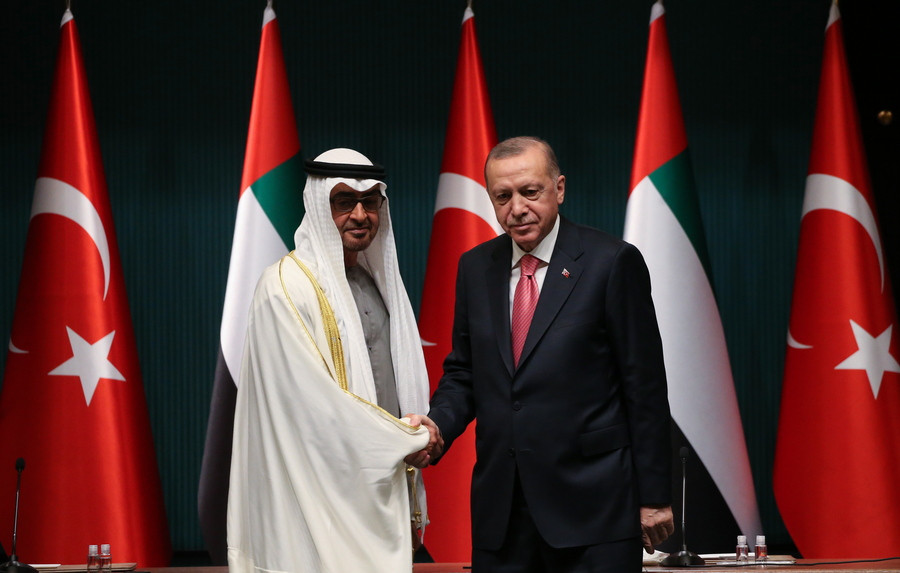 «Ανάσα» 10 δις. δολαρίων στον Ερντογάν από τα Ηνωμένα Αραβικά Εμιράτα