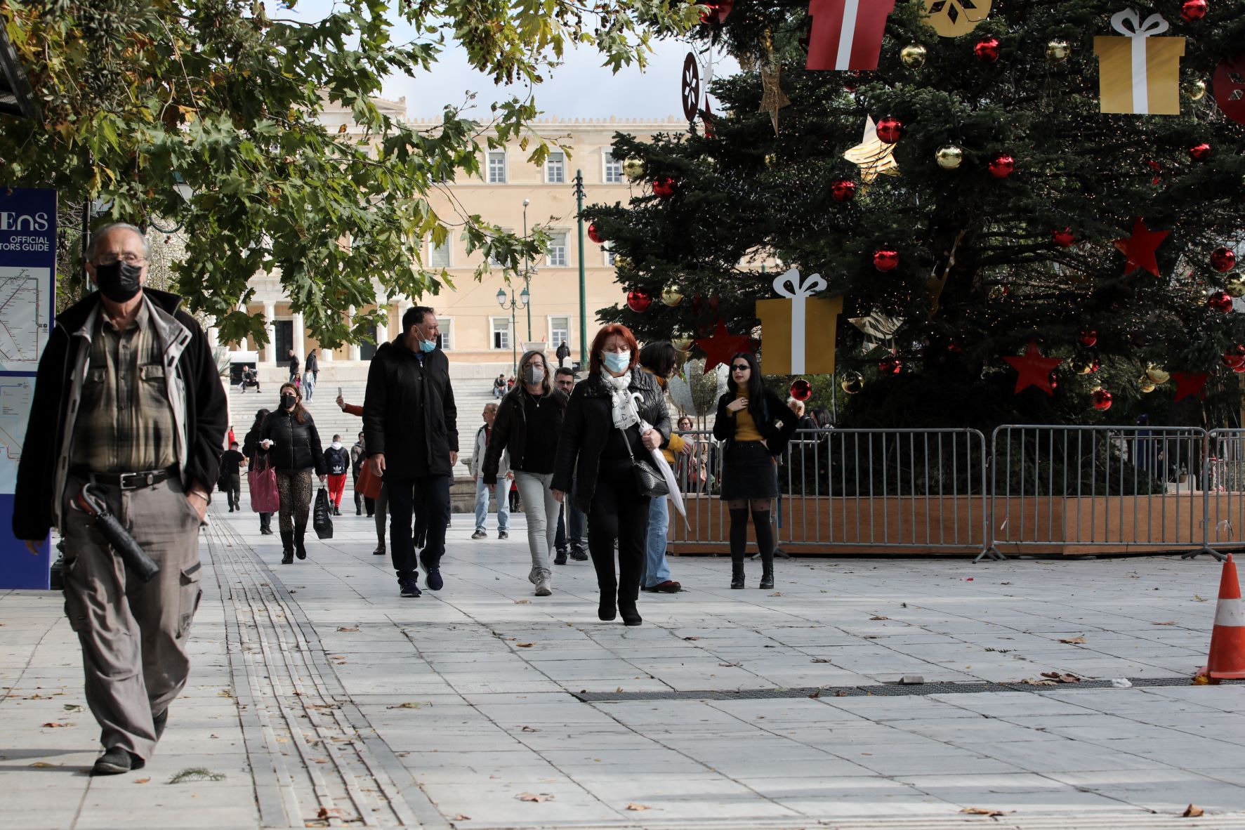 Η παράλληλη δημοσκοπική πτώση ΝΔ και ΣΥΡΙΖΑ