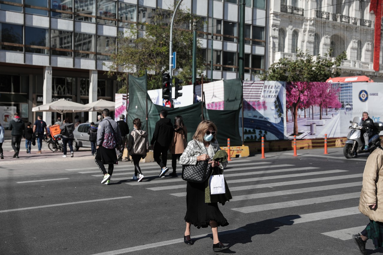 Μετάλλαξη Όμικρον: Τρία τα κρούσματα στην Ελλάδα