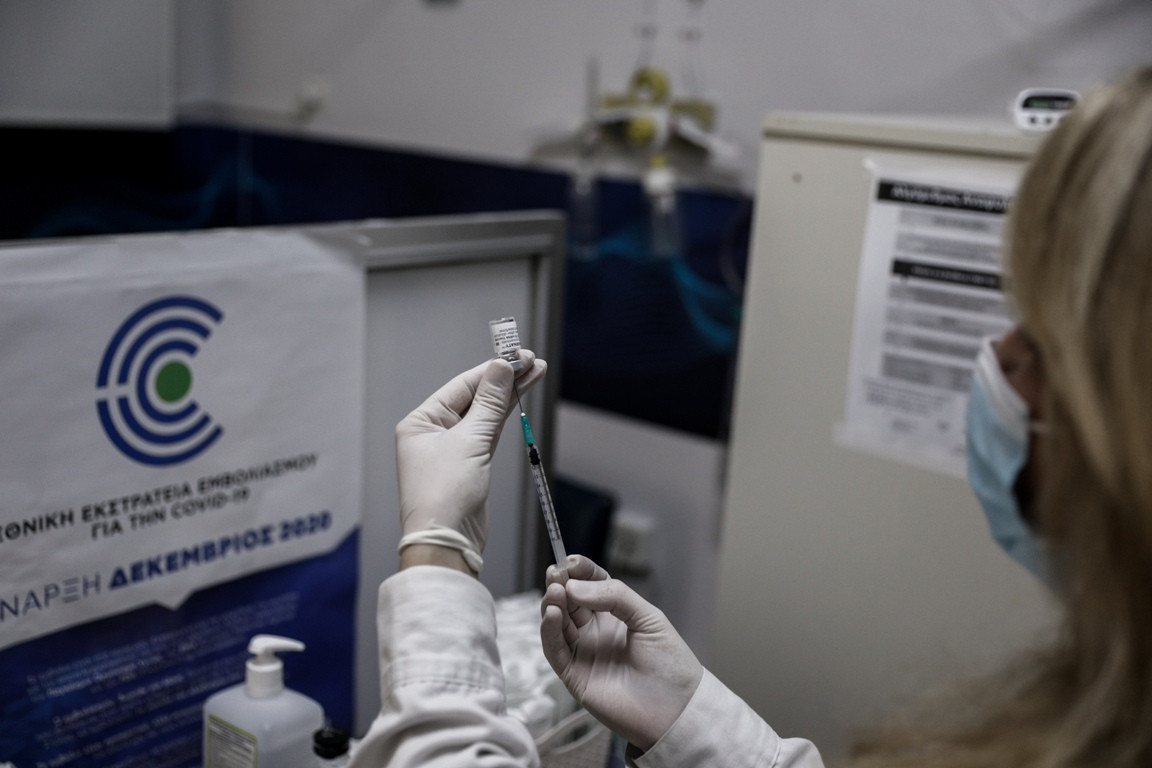 Νέα έρευνα δείχνει την κατάλληλη ώρα της ημέρας για το εμβόλιο ενάντια στον κορονοϊό