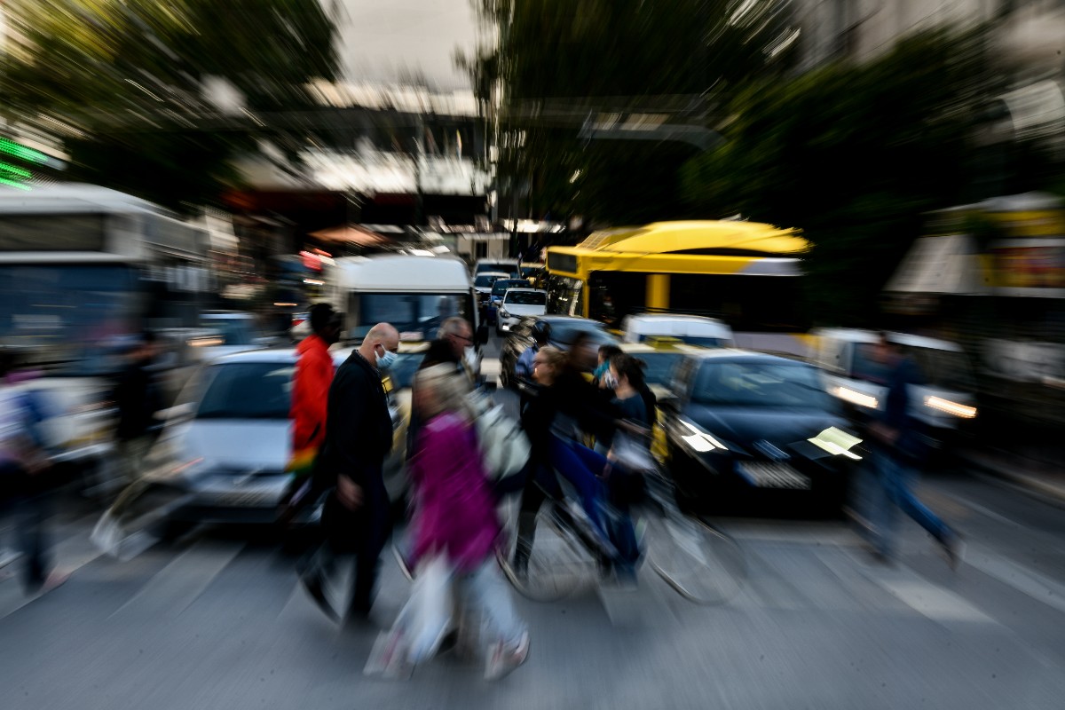 Παρακρατικοί επίσημοι και μη, δεν αντιμετωπίζονται με τα αριστερόμετρα