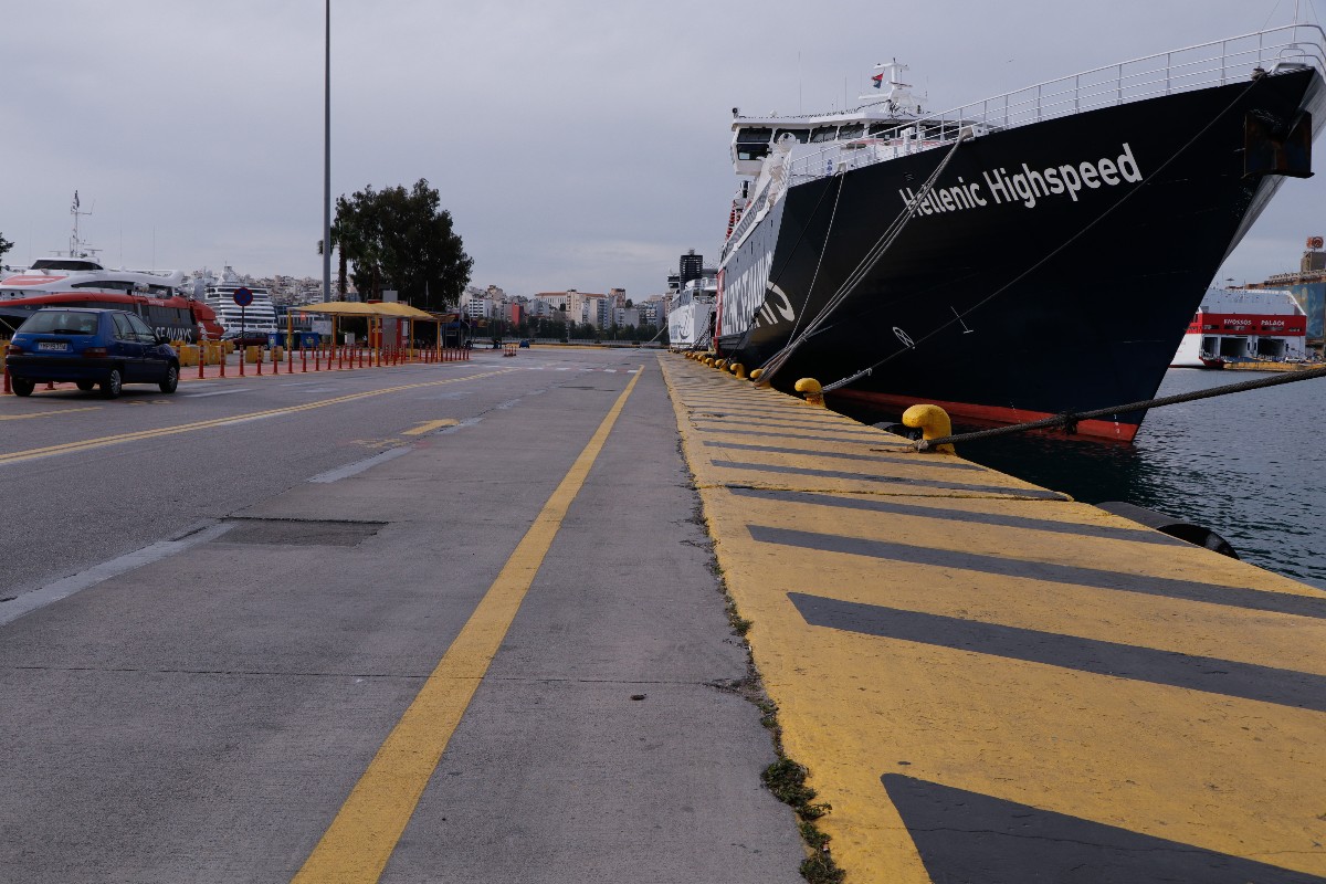 Απαγορευτικό απόπλου από Πειραιά, Ραφήνα και Λαύριο λόγω κακοκαιρίας