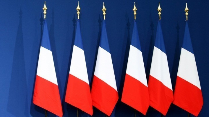 Γαλλία: Ευκολότερο για τους πολίτες να αποκτήσουν το επώνυμο της μητέρας τους