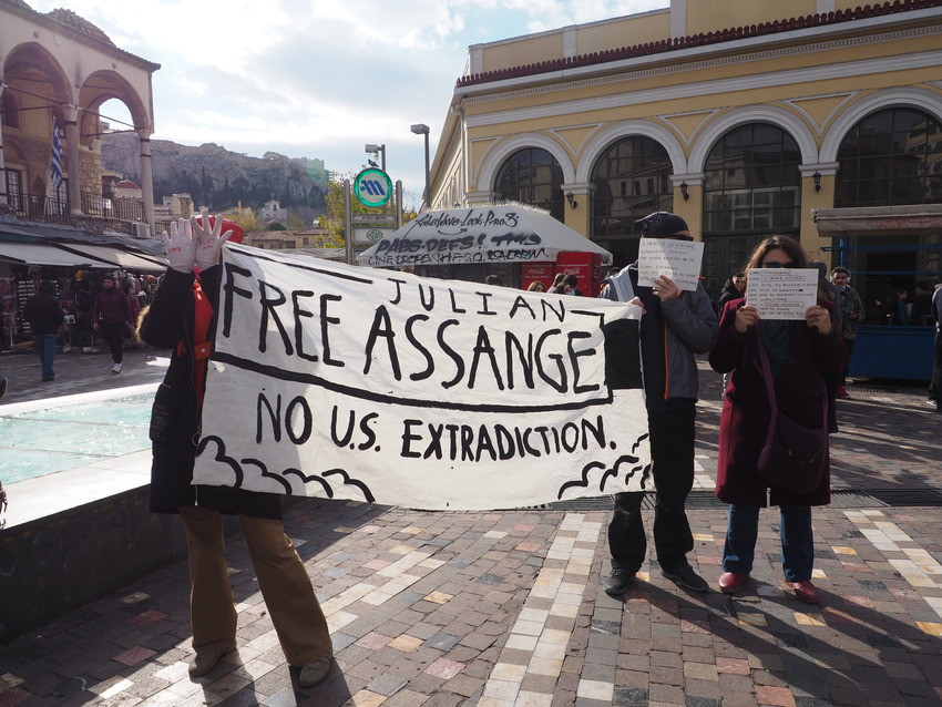 Διαμαρτυρία ενάντια στην έκδοση του Τζουλιάν Ασάνζ στις ΗΠΑ