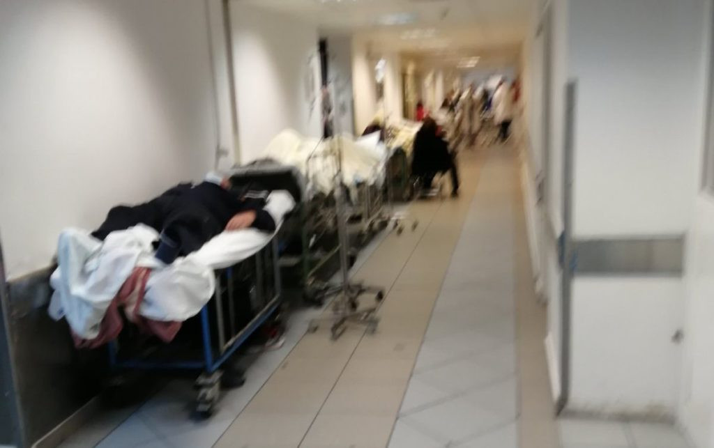 Καταγγελία ΠΟΕΔΗΝ: Στα ράντζα οι ασθενείς στο νοσοκομείο του Ρίου