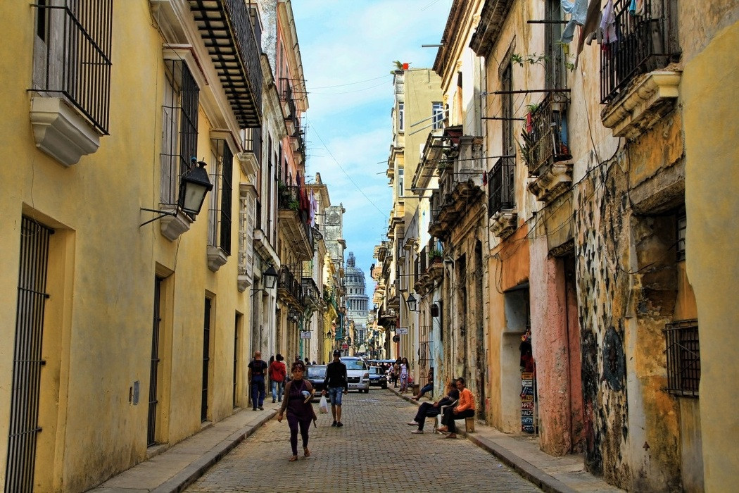 Η Κούβα «μηδενίζει» τους θανάτους από κορονοϊό
