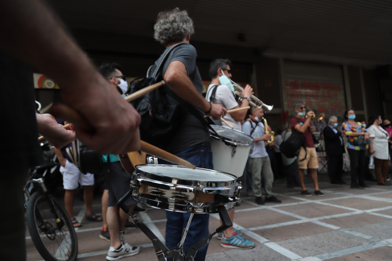 Όροι και προϋποθέσεις ένταξης στα μέτρα στήριξης των καλλιτεχνών για τον Ιανουάριο 2022