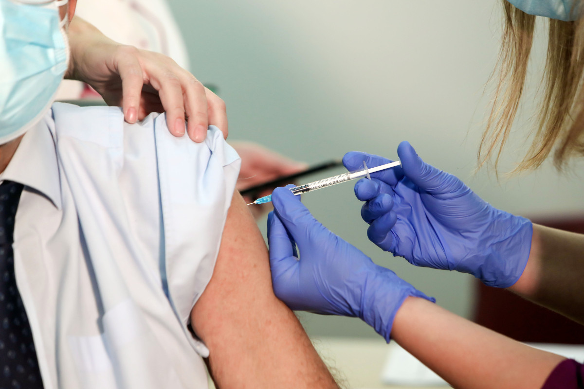 Καταγγελία ΟΕΝΓΕ: Aκυρώθηκαν 470 εμβολιασμοί υγειονομικών στο «Γεννηματάς»
