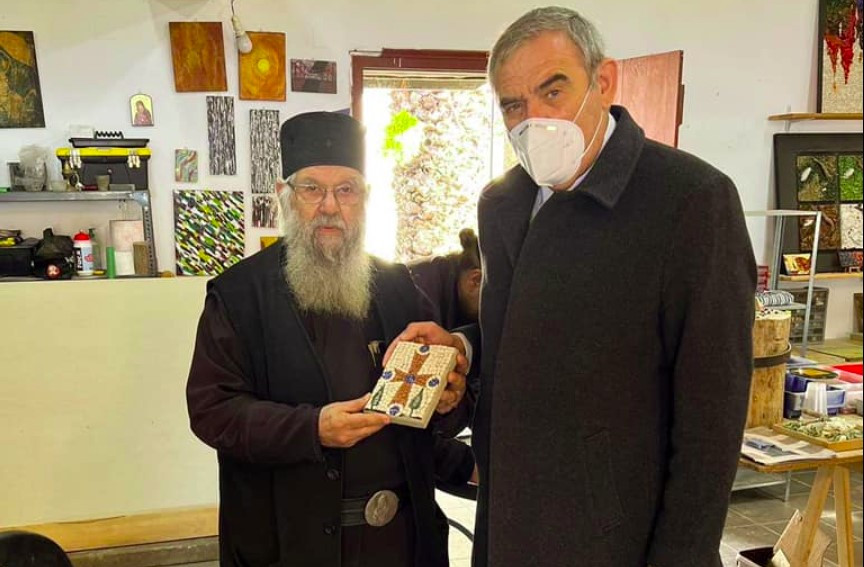 Καταγγελία του Μητροπολίτη Ζακύνθου στο Μητσοτάκη: Βουλευτής της ΝΔ ενθαρρύνει μοναστήρια αντιεμβολιαστών