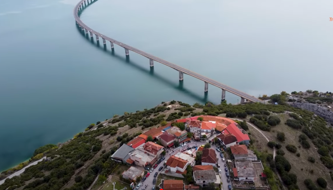 Η Νεράιδα, με την υπέροχη θέα στη γέφυρα Σερβίων και τη λίμνη Πολυφύτου [ΒΙΝΤΕΟ]