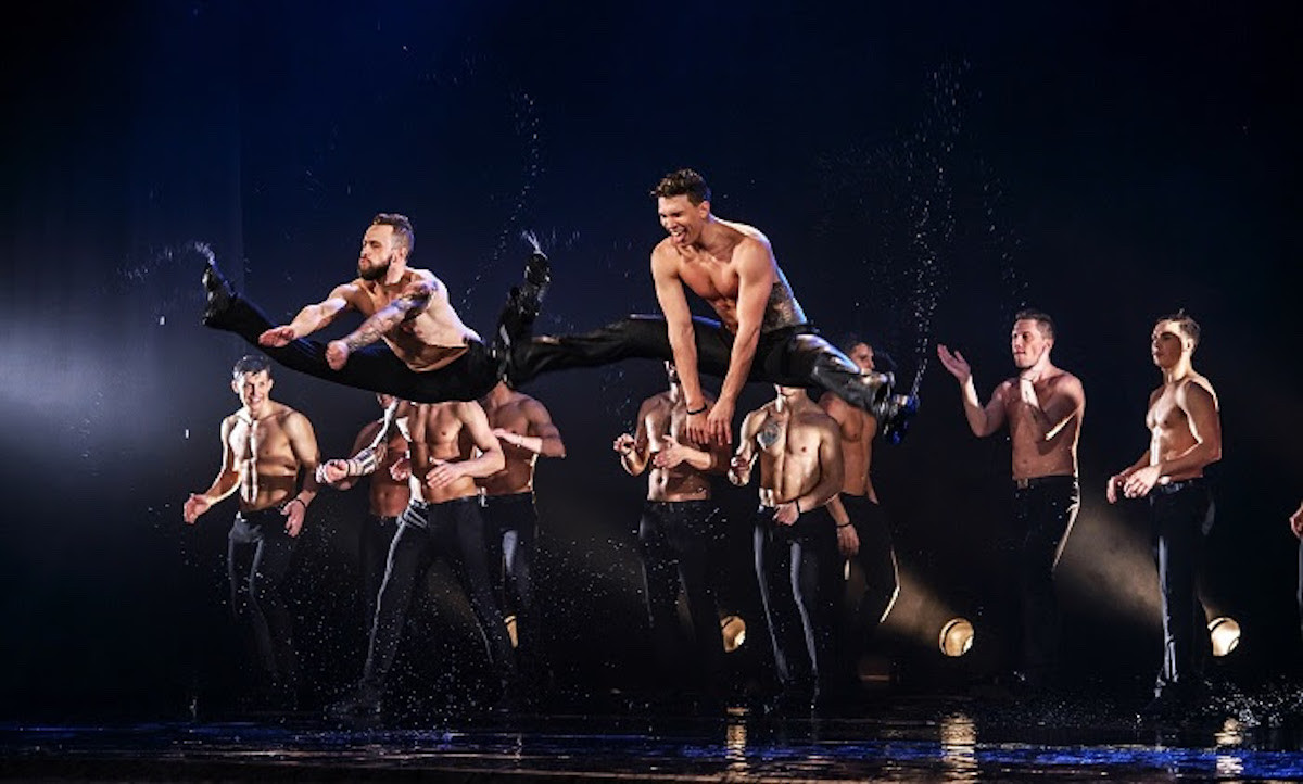 Ο «Χορός στην Βροχή» από την Αγία Πετρούπολη στο Christmas Theater