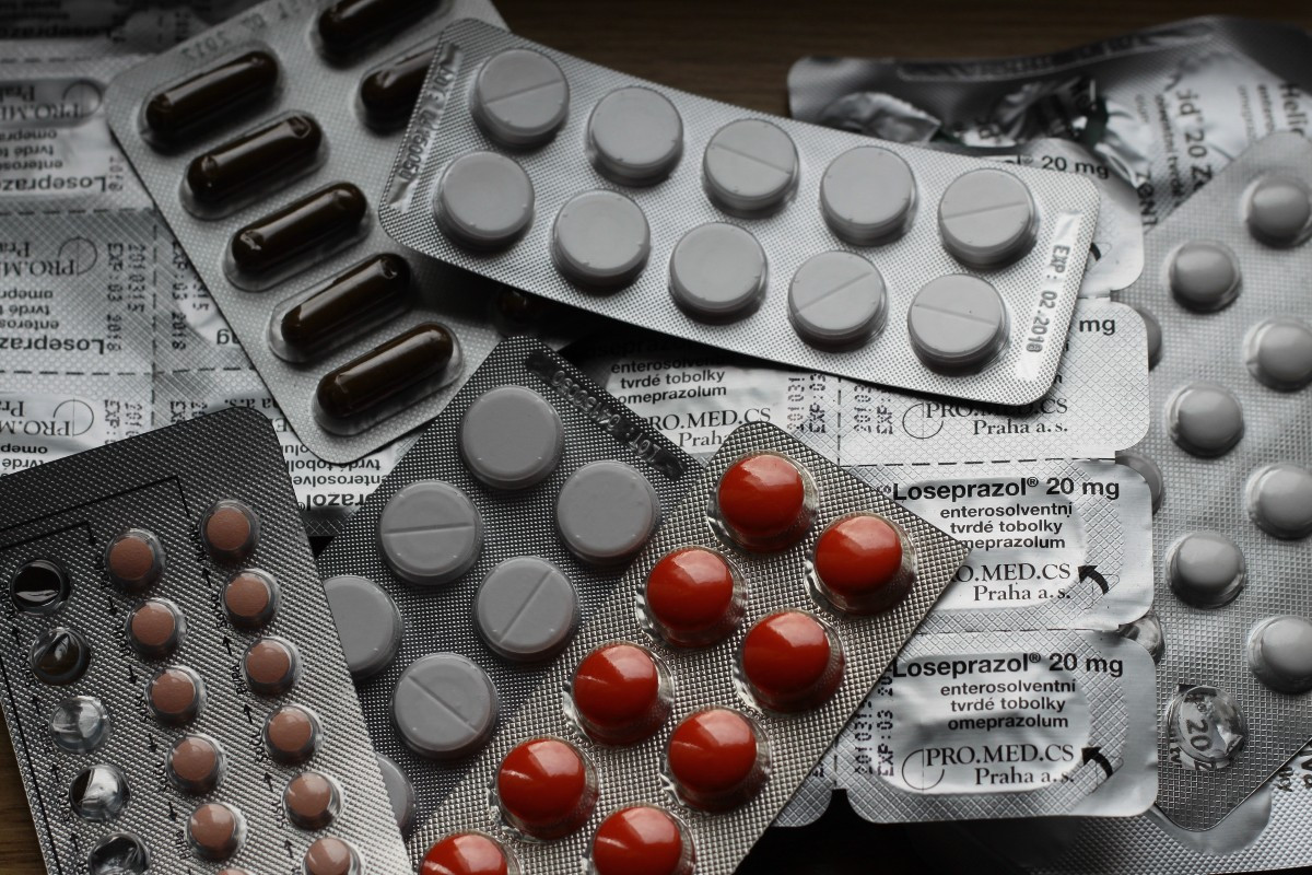 Baricitinib – Sotrovimab: Τα δύο νέα φάρμακα που συνιστά ο ΠΟΥ για τον κορονοϊό