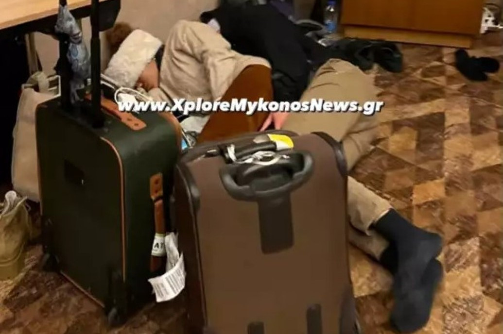 Εγκλωβισμένοι οδηγοί κοιμούνται στο πάτωμα ξενοδοχείου στην Κάντζα [Φωτο]