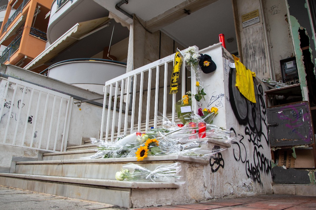Θεσσαλονίκη: Τρεις προσαγωγές για τη δολοφονία του 19χρονου Άλκη – Ο Κούγιας αναλαμβάνει την υπεράσπιση της οικογένειας