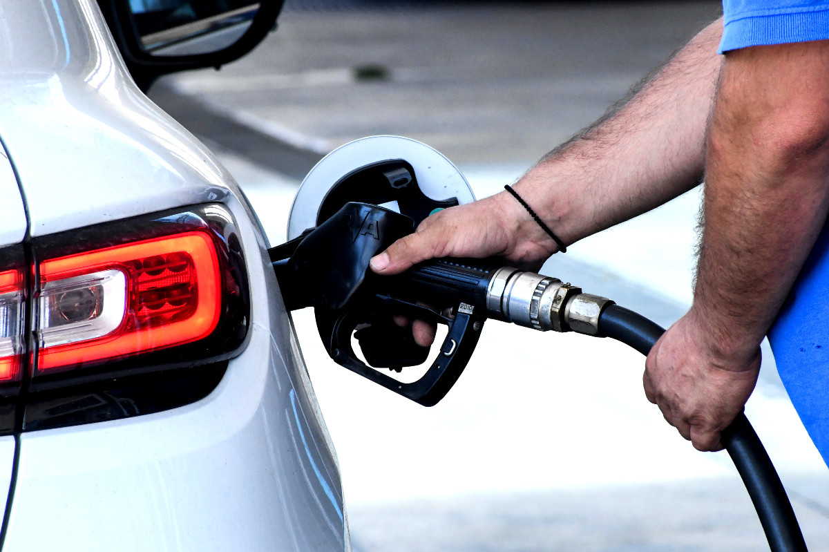 «Φωτιά» στην τιμή των καυσίμων – Ρεκόρ όλων των εποχών στην βενζίνη