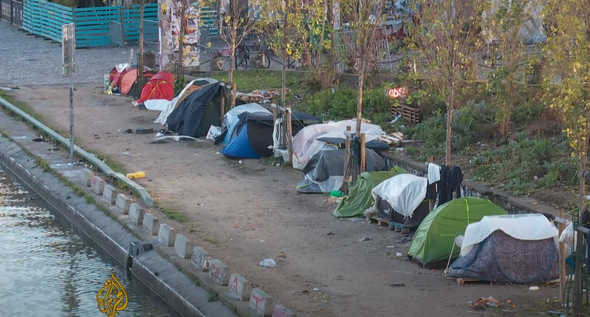 Γαλλία: Τουλάχιστον 50.000 άστεγα παιδιά