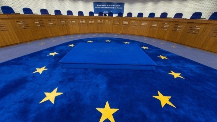 Το Ευρωπαϊκό Δικαστήριο έδωσε έγκριση για περικοπή κονδυλίων σε κράτη-μέλη που παραβιάζουν το κράτος δικαίου