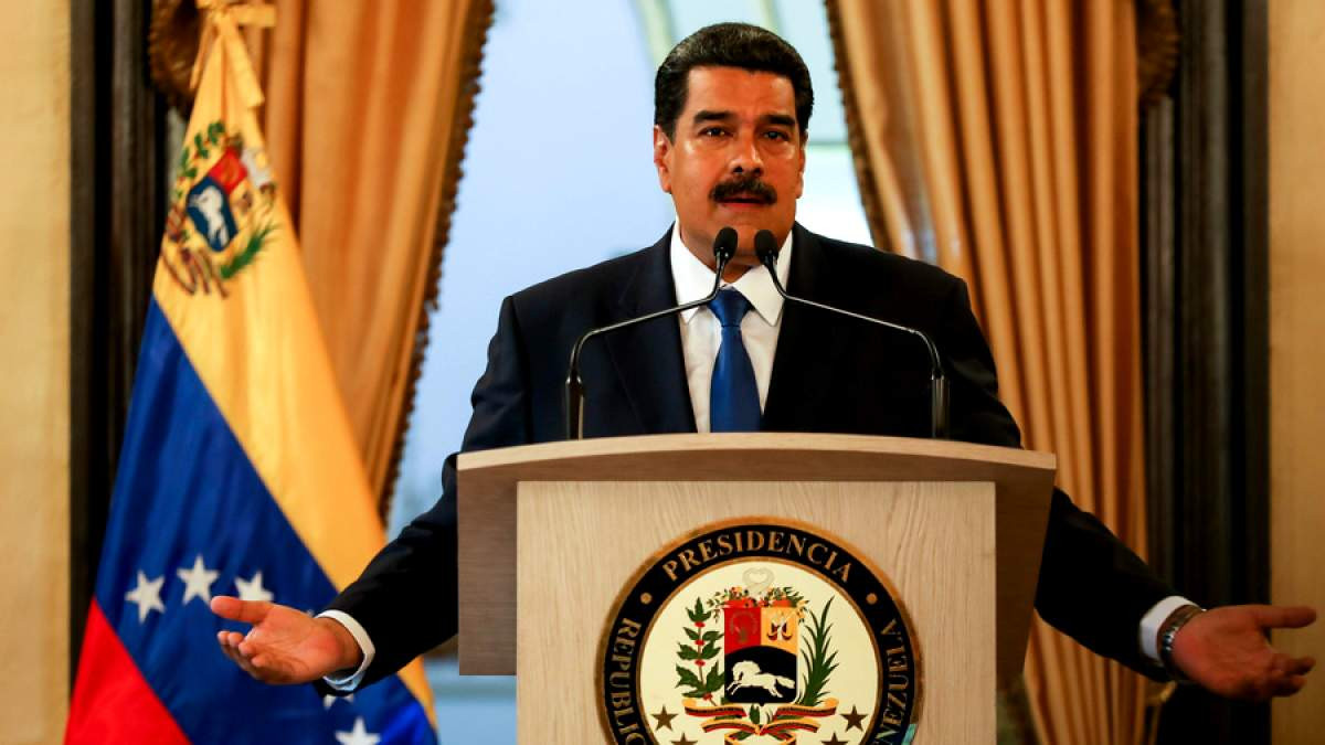 Μαδούρο: «Η Βενεζουέλα είναι με τον Πούτιν»