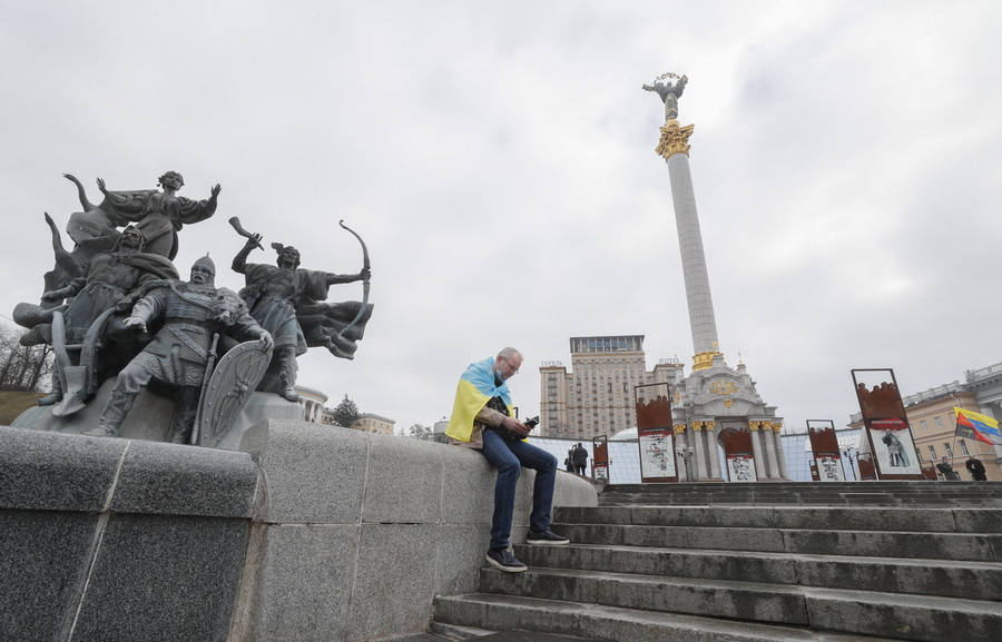 Αμερικανοί αξιωματούχοι: «Το Κίεβο θα πέσει σε 96 ώρες»