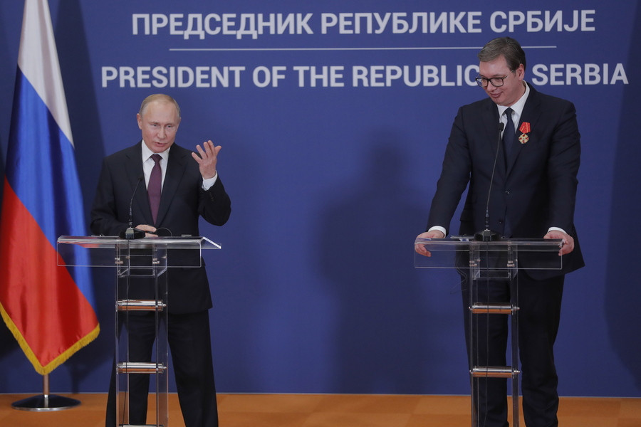 Η Σερβία σκέφτεται να μη συμμετάσχει στις κυρώσεις κατά της Ρωσίας