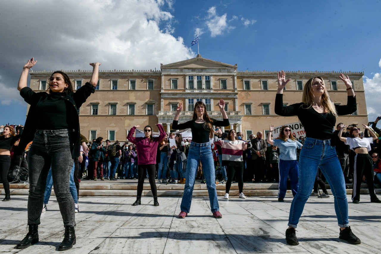 Μαζικό συλλαλητήριο κατά της ακρίβειας στην Αθήνα [Βίντεο]