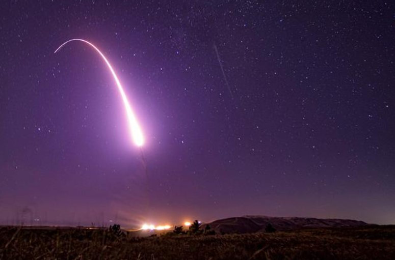 Βήμα αποκλιμάκωσης από ΗΠΑ: Αναβολή δοκιμαστικής εκτόξευσης διηπειρωτικού βαλλιστικού πυραύλου Minuteman III