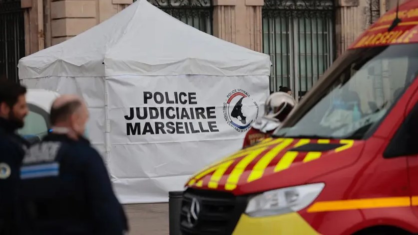 Μασσαλία: Αστυνομικοί πυροβολήσαν έναν άνδρα, έπειτα από επίθεση με μαχαίρι