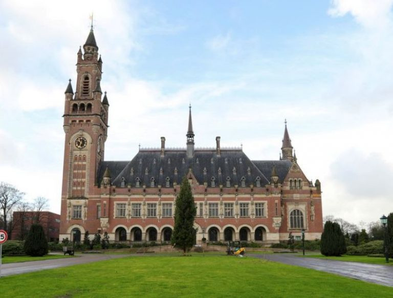Διεθνές Δικαστήριο της Χάγης: Διατάζει τη Ρωσία να σταματήσει την «αδικαιολόγητη» εισβολή